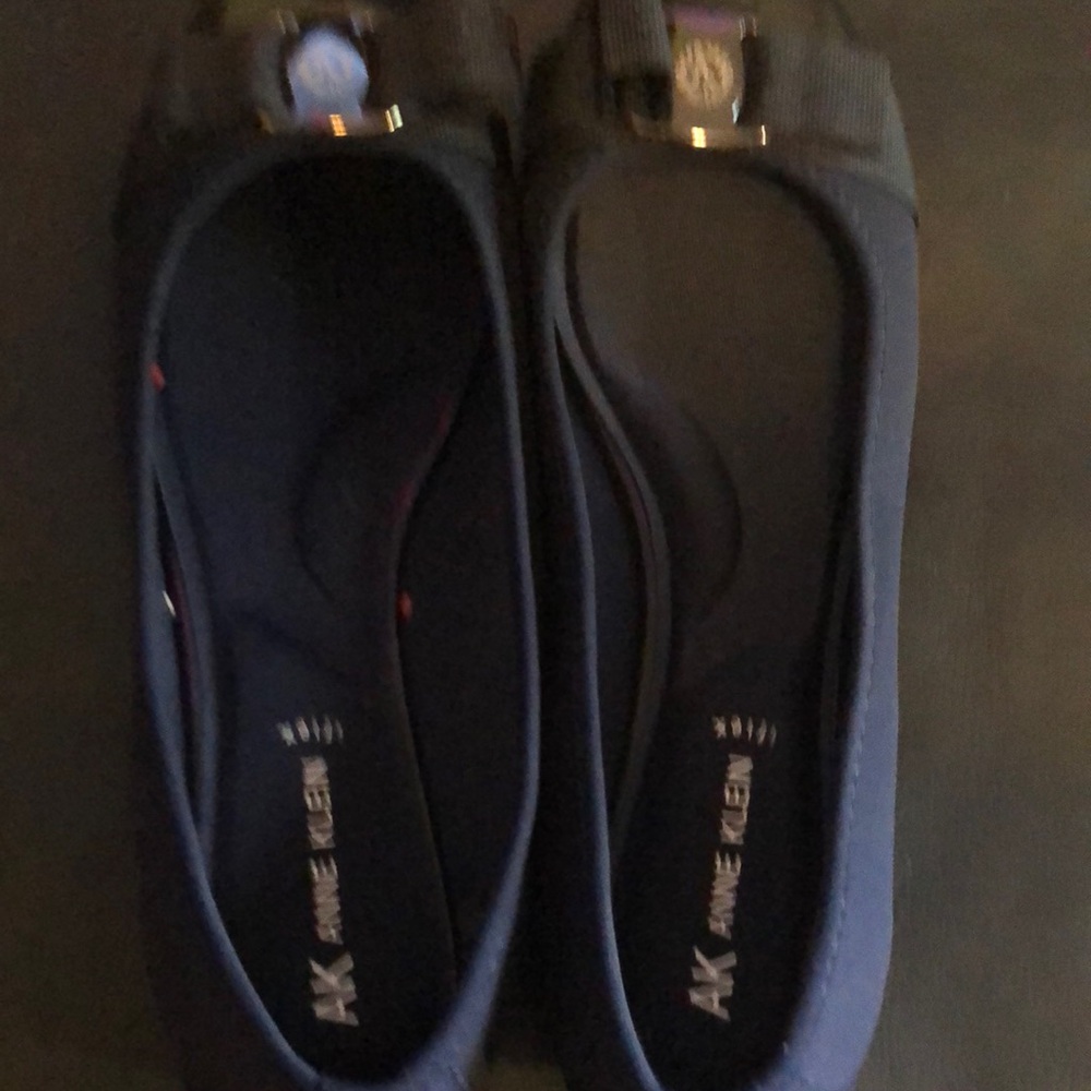 Anne Klein Elegant Black Flats
